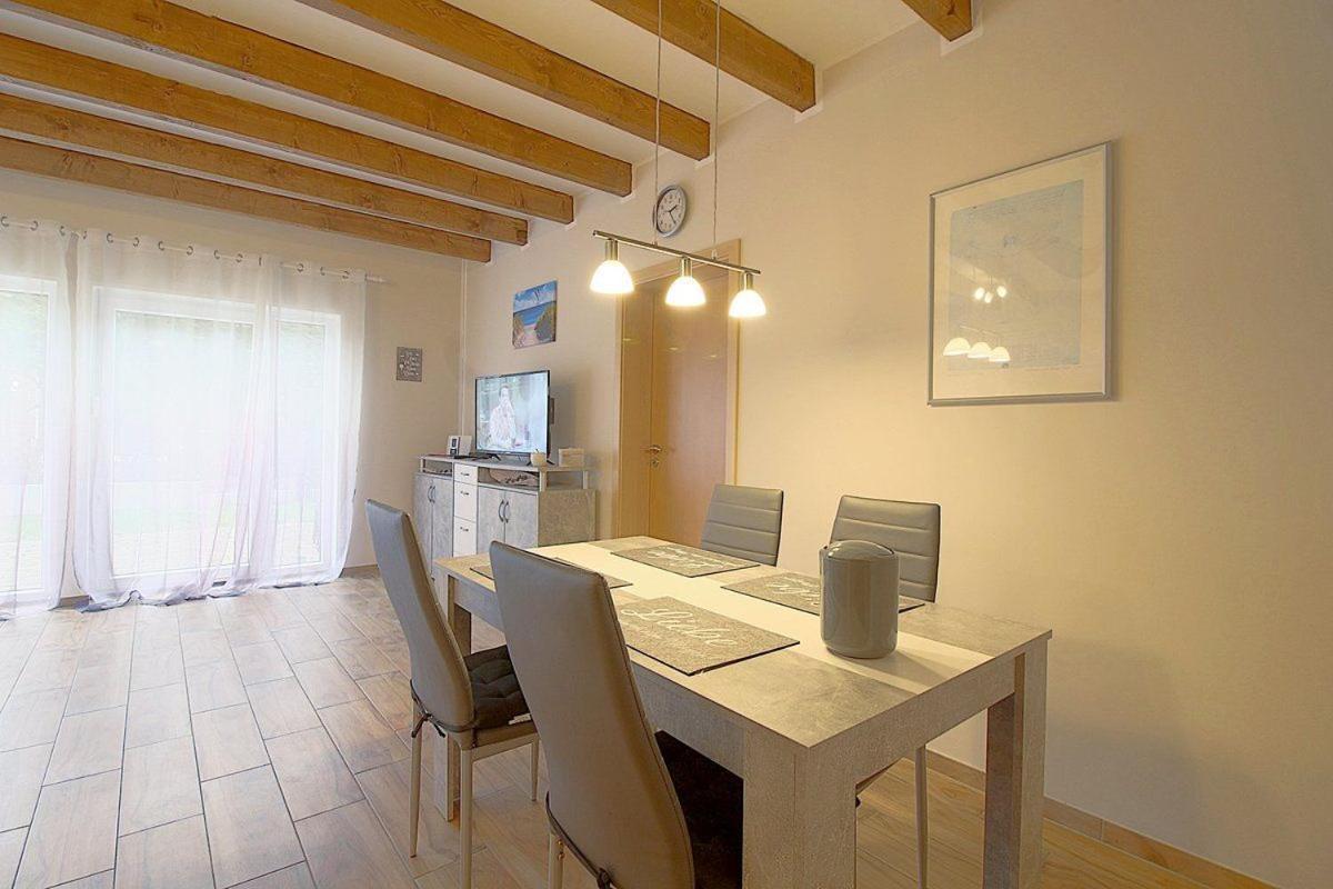Ferienhaus Lanah Wurster Nordseekuste Екстер'єр фото